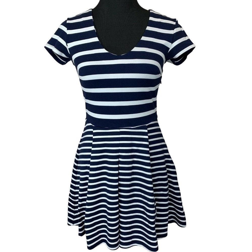 Joie Chikara Dress size S Fit Flare Skater Blue White Striped Side Zip Mini - Picture 2 of 7